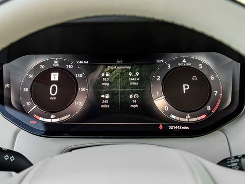 Used 2024 Land Rover Range Rover Autobiography AWD/4WD image 17