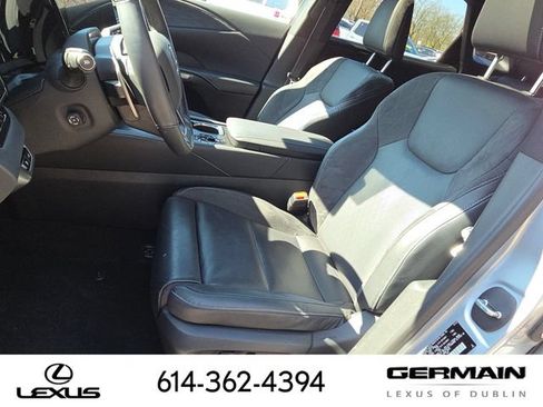 Certified 2023 Lexus RX 350 AWD w/ Accessory Package image 31