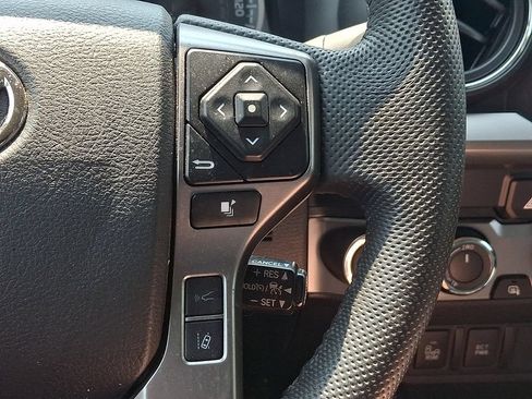 Certified 2023 Toyota Tacoma SR5 w/ Technology Package AWD/4WD image 21