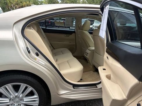 Used 2015 Lexus ES 350 w/ Premium Package FWD image 26