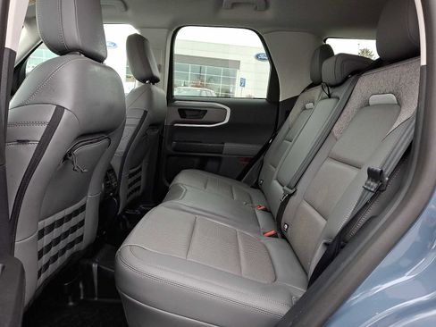 Used 2025 Ford Bronco Sport Badlands image 10