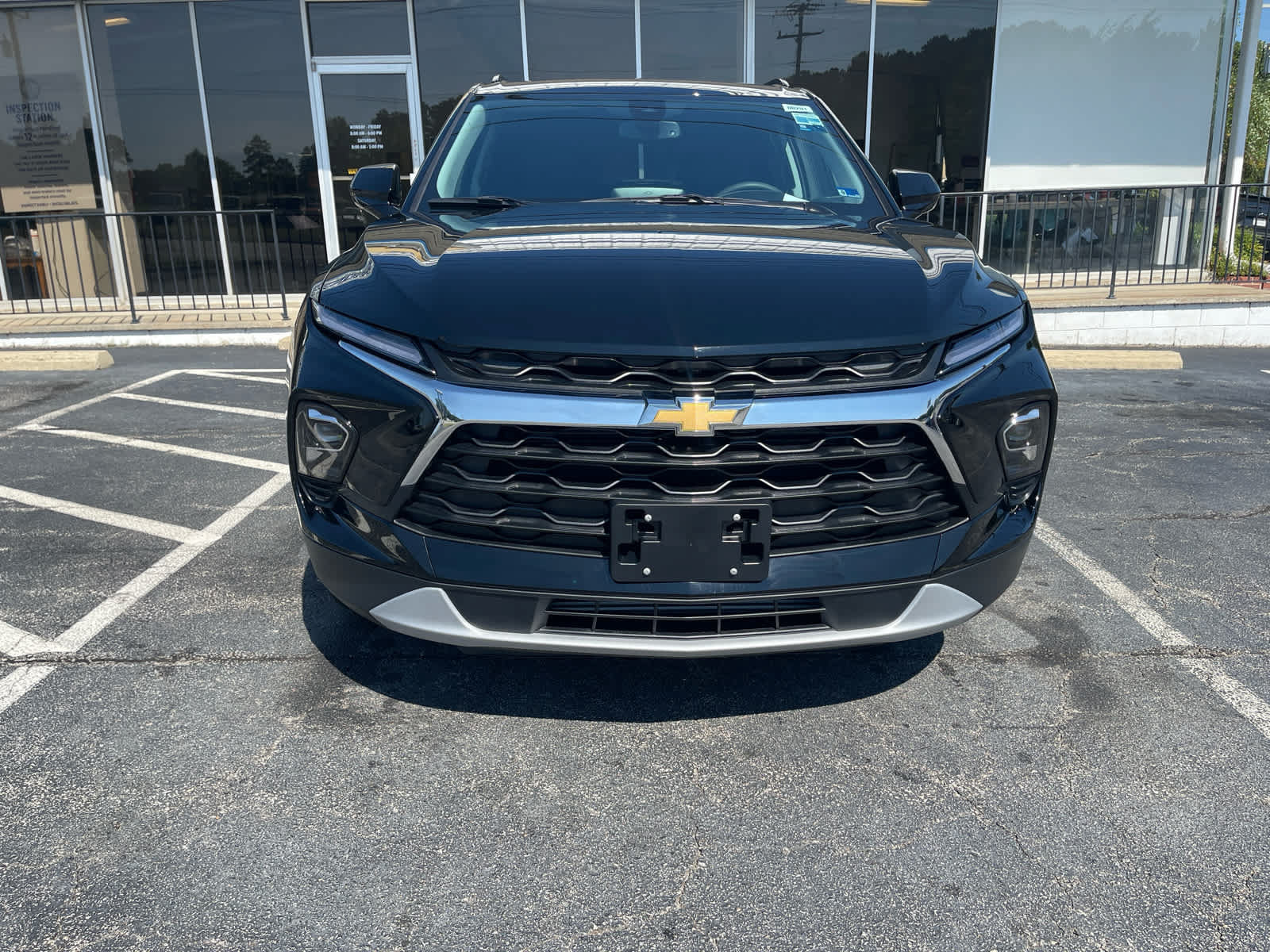 New 2026 Chevrolet Blazer LT w/ Convenience Package FWD image 2