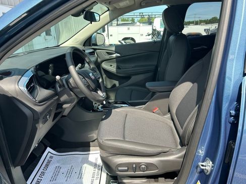 New 2026 Buick Encore GX Preferred w/ Comfort Package AWD/4WD image 9