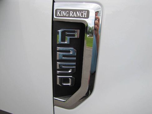 Used 2019 Ford F250 King Ranch w/ King Ranch Ultimate Package AWD/4WD image 29