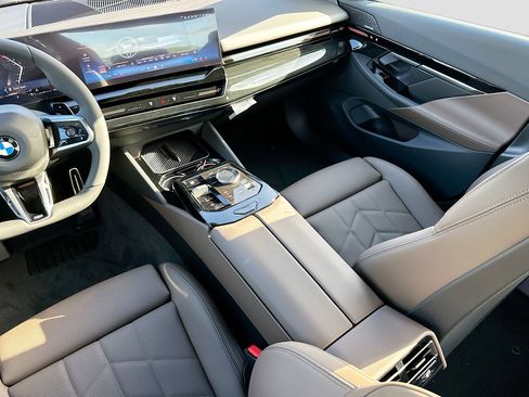 New 2026 BMW 530i w/ M Sport Package RWD image 18