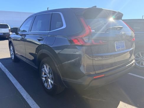 Used 2024 Honda CR-V EX-L image 3