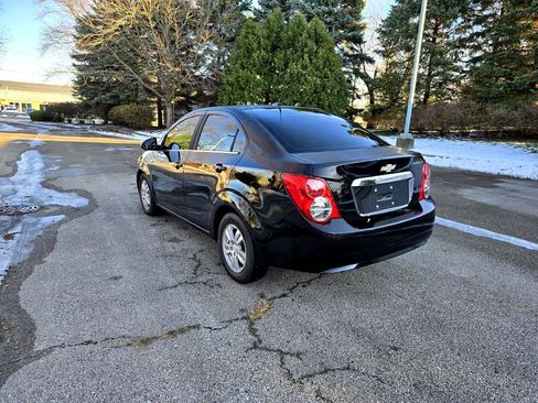 Used 2012 Chevrolet Sonic LT image 5