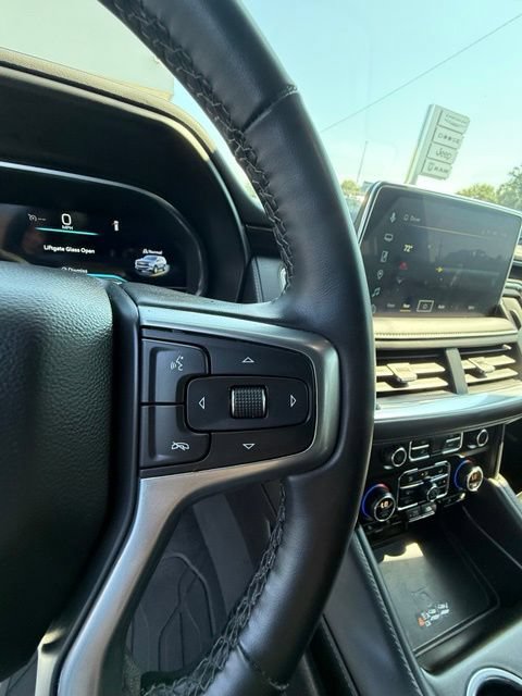 Used 2024 Chevrolet Tahoe LT w/ Luxury Package RWD image 11