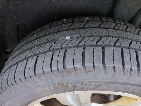 Used 2016 GMC Terrain SLT AWD/4WD image 9