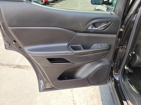 Used 2018 GMC Acadia SLT FWD image 14