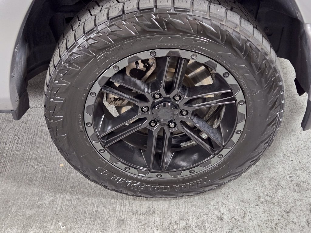 Used 2024 RAM 1500 Limited AWD/4WD image 10