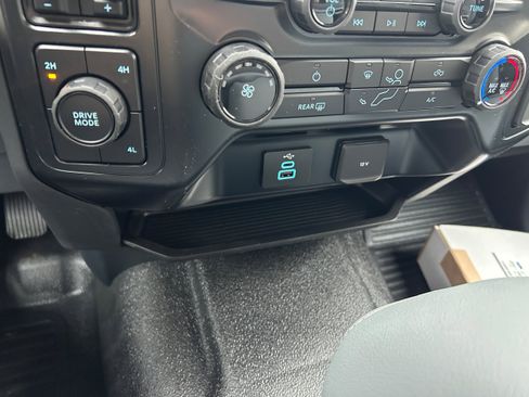 New 2026 Ford F550 4x4 Supercab Super Duty image 34