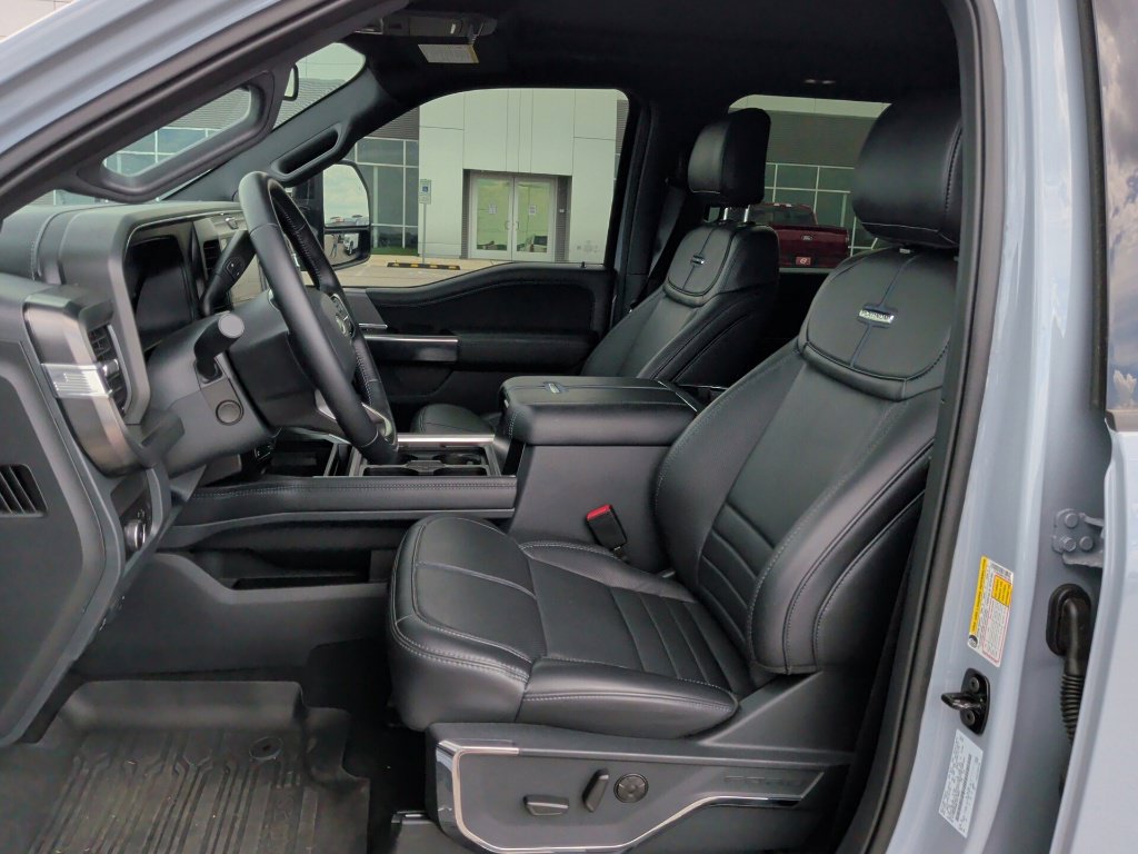 Used 2026 Ford F250 Platinum AWD/4WD image 13