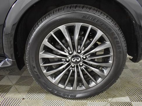 Used 2023 INFINITI QX80 Premium Select w/ All-Season Package image 52