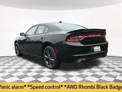 Used 2021 Dodge Charger SXT w/ Blacktop Package image 12