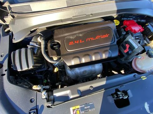 Used 2018 Jeep Compass Latitude w/ Cold Weather Group image 30