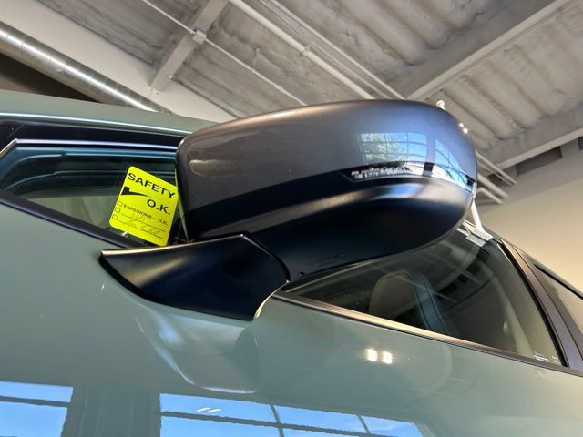 Used 2024 Subaru Crosstrek 2.5i Limited AWD/4WD image 36