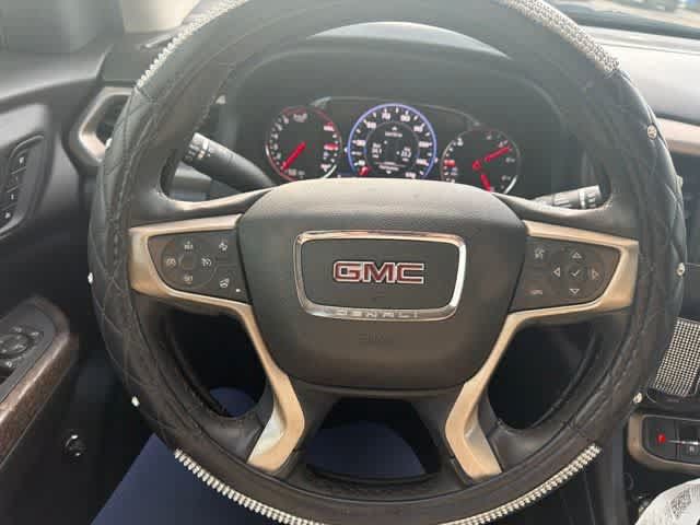 Used 2023 GMC Acadia Denali w/ Denali Technology Package FWD image 19