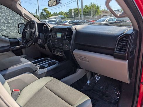 Used 2017 Ford F150 XL w/ Equipment Group 101A Mid AWD/4WD image 13