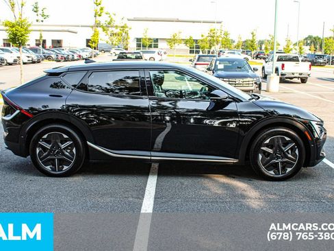 Used 2025 Kia EV6 Light w/ Light LR Technology Package RWD image 8