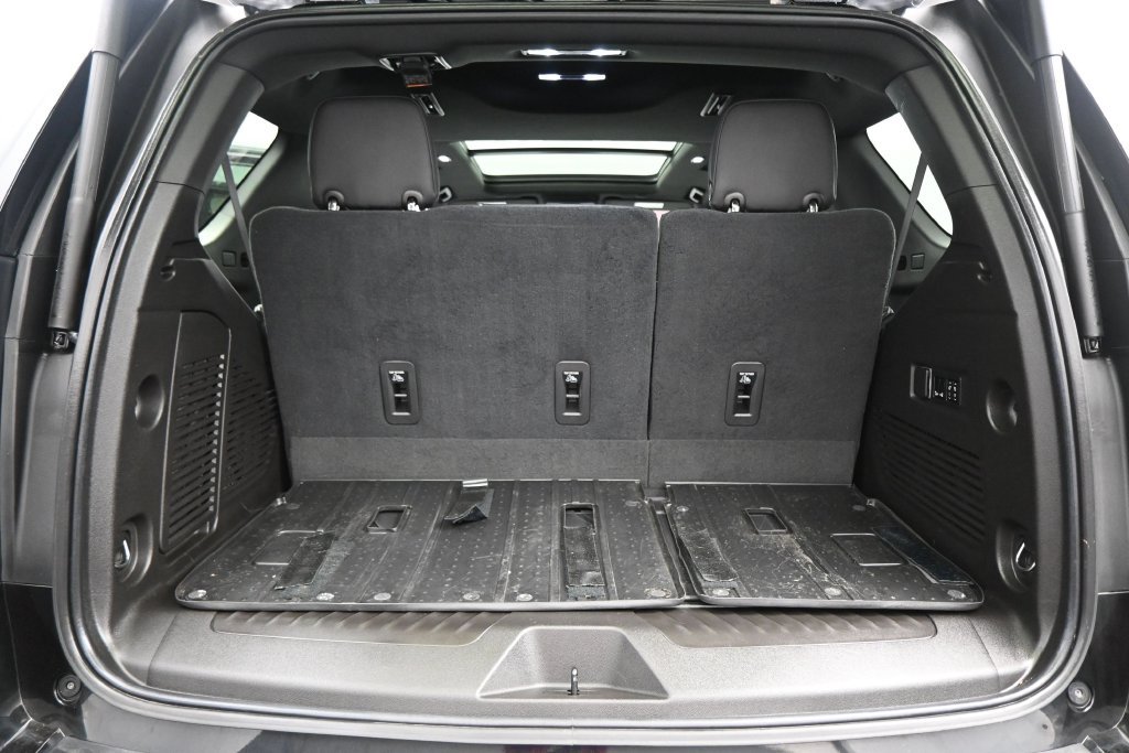 Used 2021 Chevrolet Tahoe LT w/ LT Signature Plus Package AWD/4WD image 32