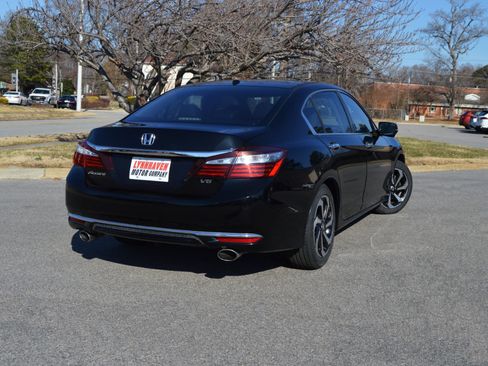 Used 2016 Honda Accord EX-L image 4