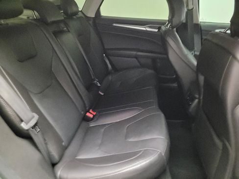 Used 2014 Ford Fusion Titanium FWD image 19
