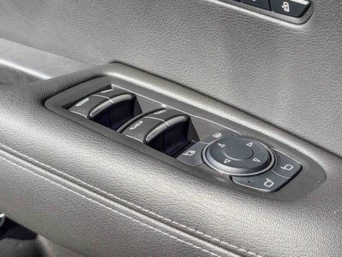 Used 2023 Cadillac XT6 Luxury image 43