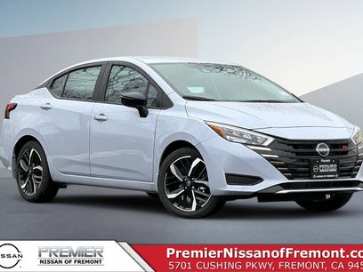 New 2025 Nissan Versa SR w/ Trunk Package