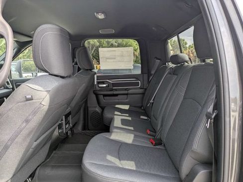 New 2026 RAM 2500 Big Horn AWD/4WD image 13