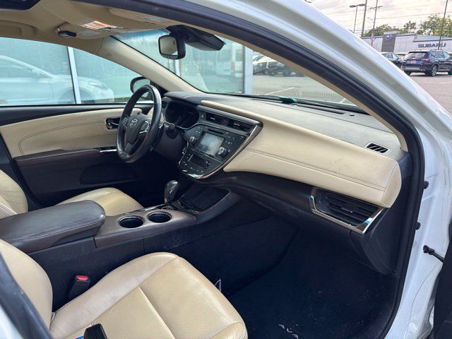 Used 2017 Toyota Avalon Limited w/ Carpet Mat Package FWD image 18