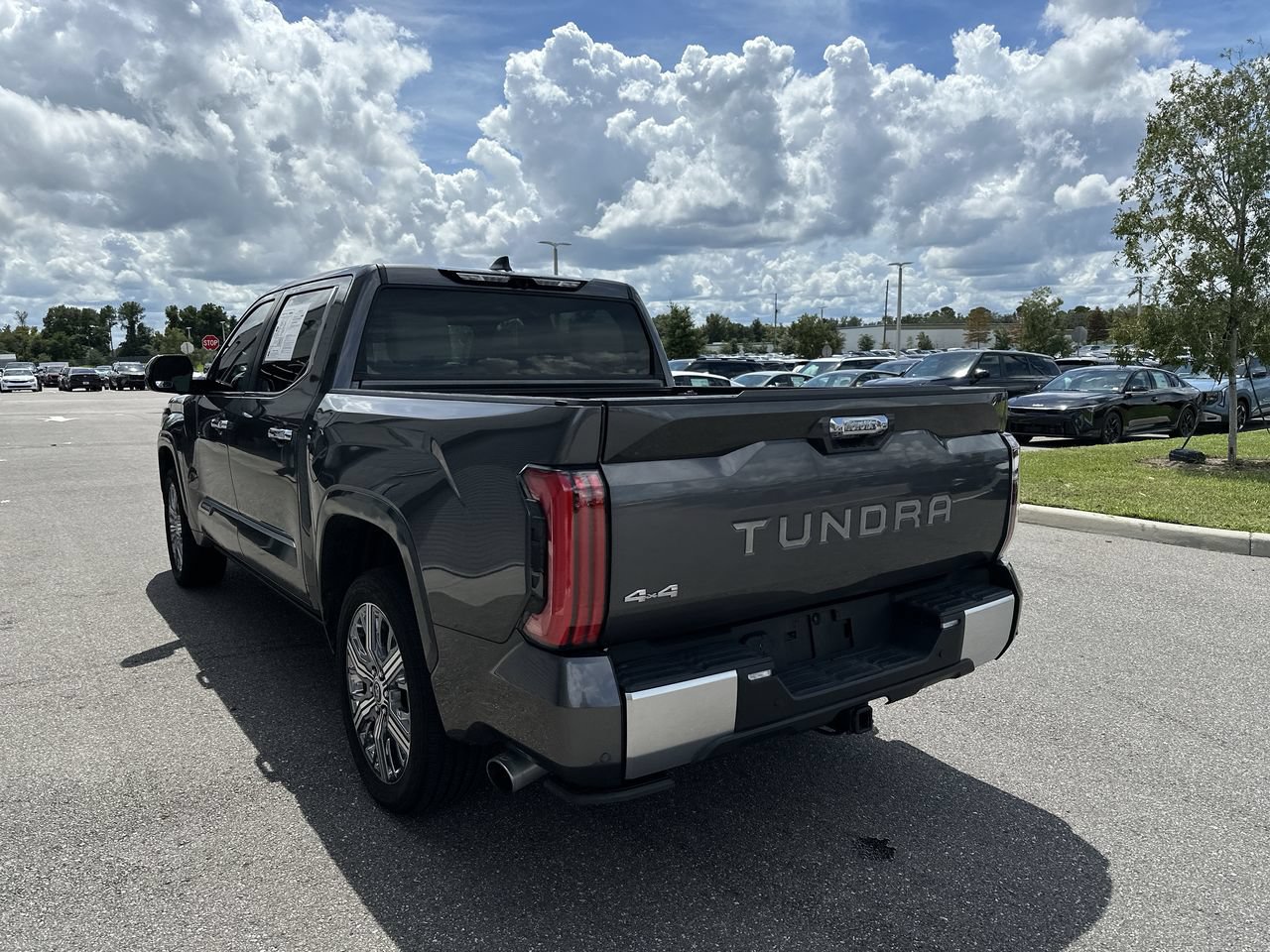 Used 2024 Toyota Tundra Capstone AWD/4WD image 30