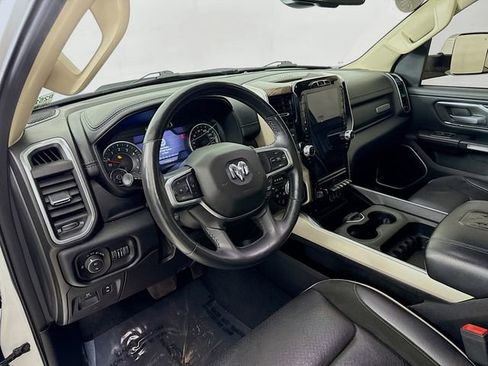 Used 2019 RAM 1500 Laramie image 9