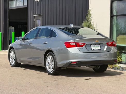 Used 2024 Chevrolet Malibu LT image 3