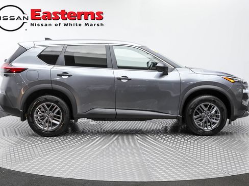 Used 2023 Nissan Rogue S image 4