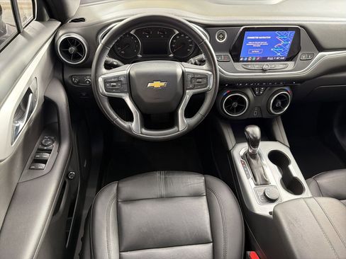 Used 2022 Chevrolet Blazer LT w/ Sound & Technology Package FWD image 27