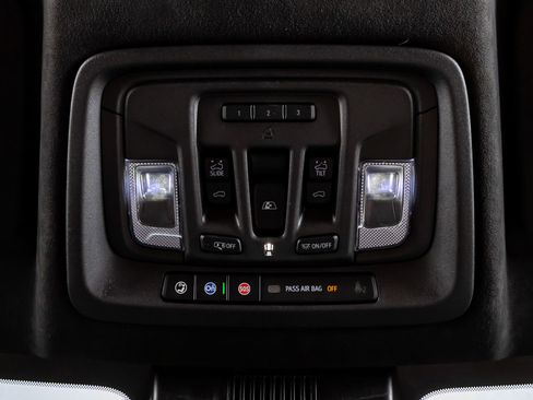 Used 2023 GMC Sierra 1500 Denali Ultimate image 29