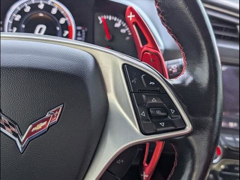 Used 2017 Chevrolet Corvette Stingray Coupe image 16