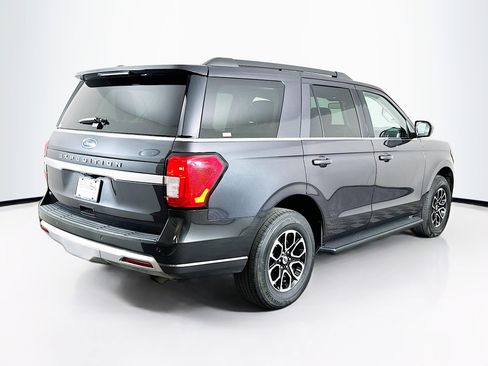 Used 2024 Ford Expedition XLT image 9