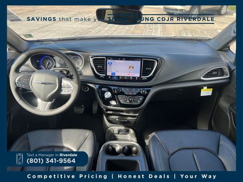 New 2026 Chrysler Pacifica Select image 12