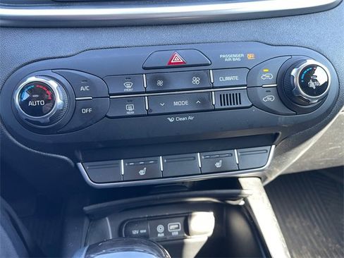 Used 2018 Kia Sorento LX image 24