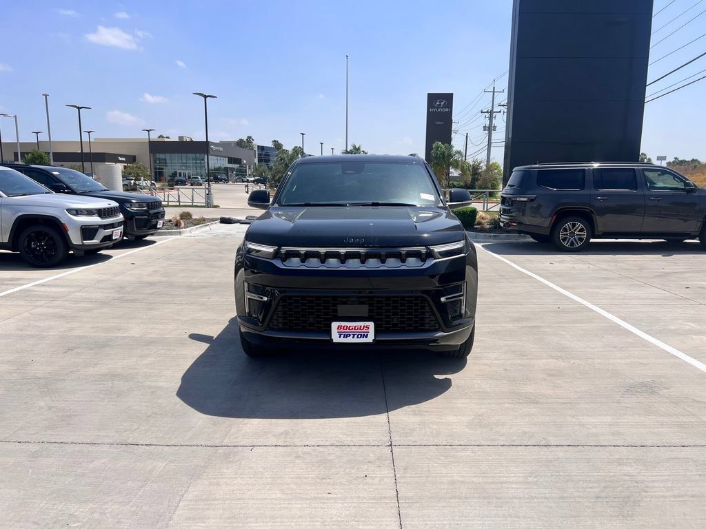 New 2026 Jeep Grand Wagoneer 4WD image 9
