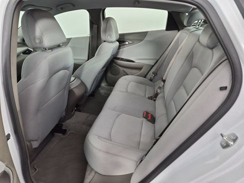Certified 2025 Chevrolet Malibu LS FWD image 29