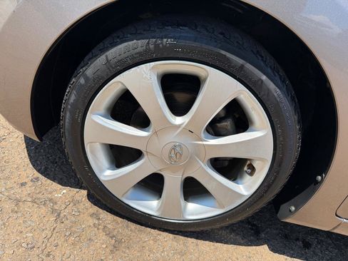 Used 2012 Hyundai Elantra Limited w/ Technology Pkg 5 FWD image 30