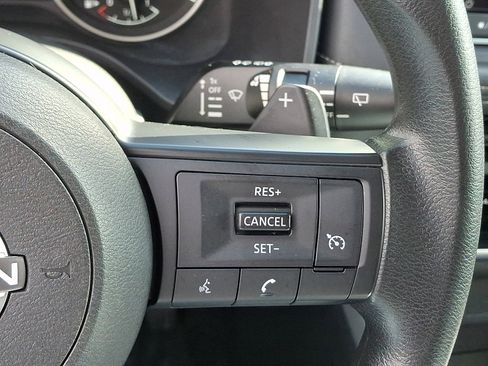 Used 2024 Nissan Rogue S image 22