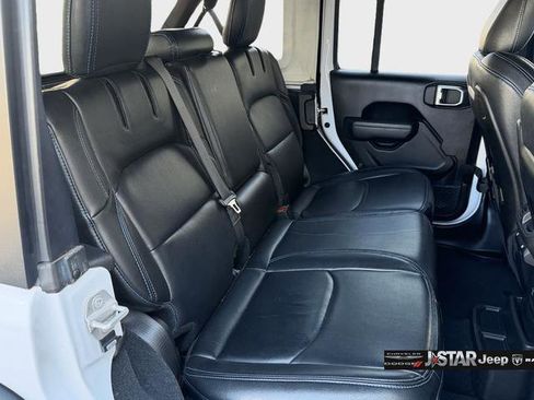 Used 2024 Jeep Wrangler Unlimited Rubicon 4xe w/ Technology Group image 21