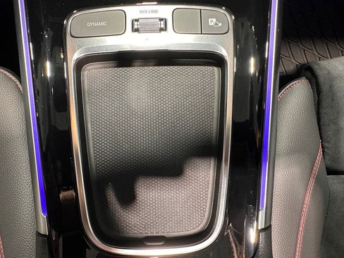 Used 2024 Mercedes-Benz GLB 250 4MATIC image 27