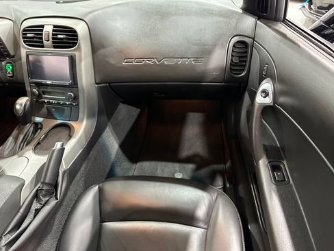 Used 2007 Chevrolet Corvette Coupe RWD image 13