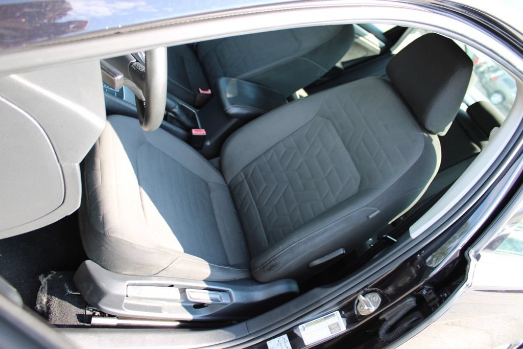 Used 2021 Volkswagen Passat 2.0T S FWD image 18