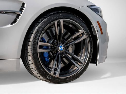 Used 2018 BMW M4 Convertible RWD image 66